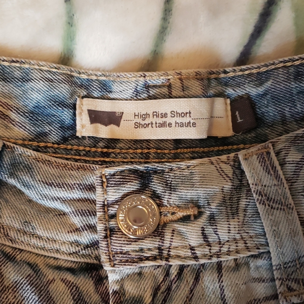 Levi's short - Picture 4 of 4